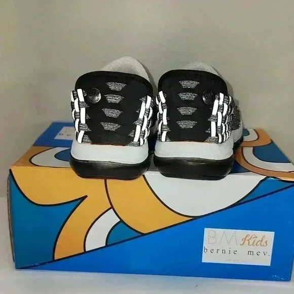 Bernie Mev.kids size 29 unisex child gummies gem k snicker - Picture 3 of 4